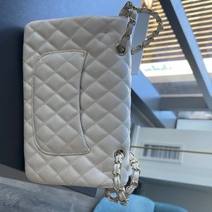 Design inspired C*C white bag